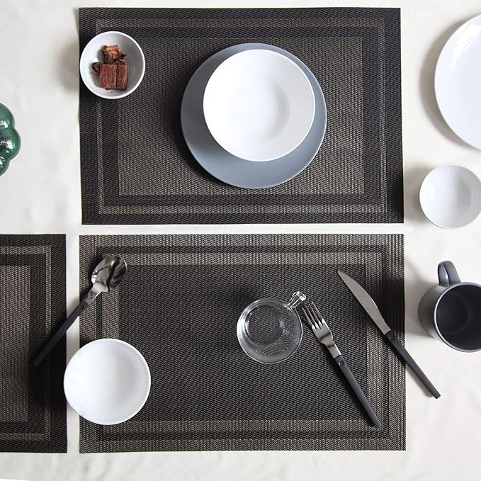 Leeonz Easy to Clean Non Slip Heat Resistant Dining Table Mats Black Set of 4pcs