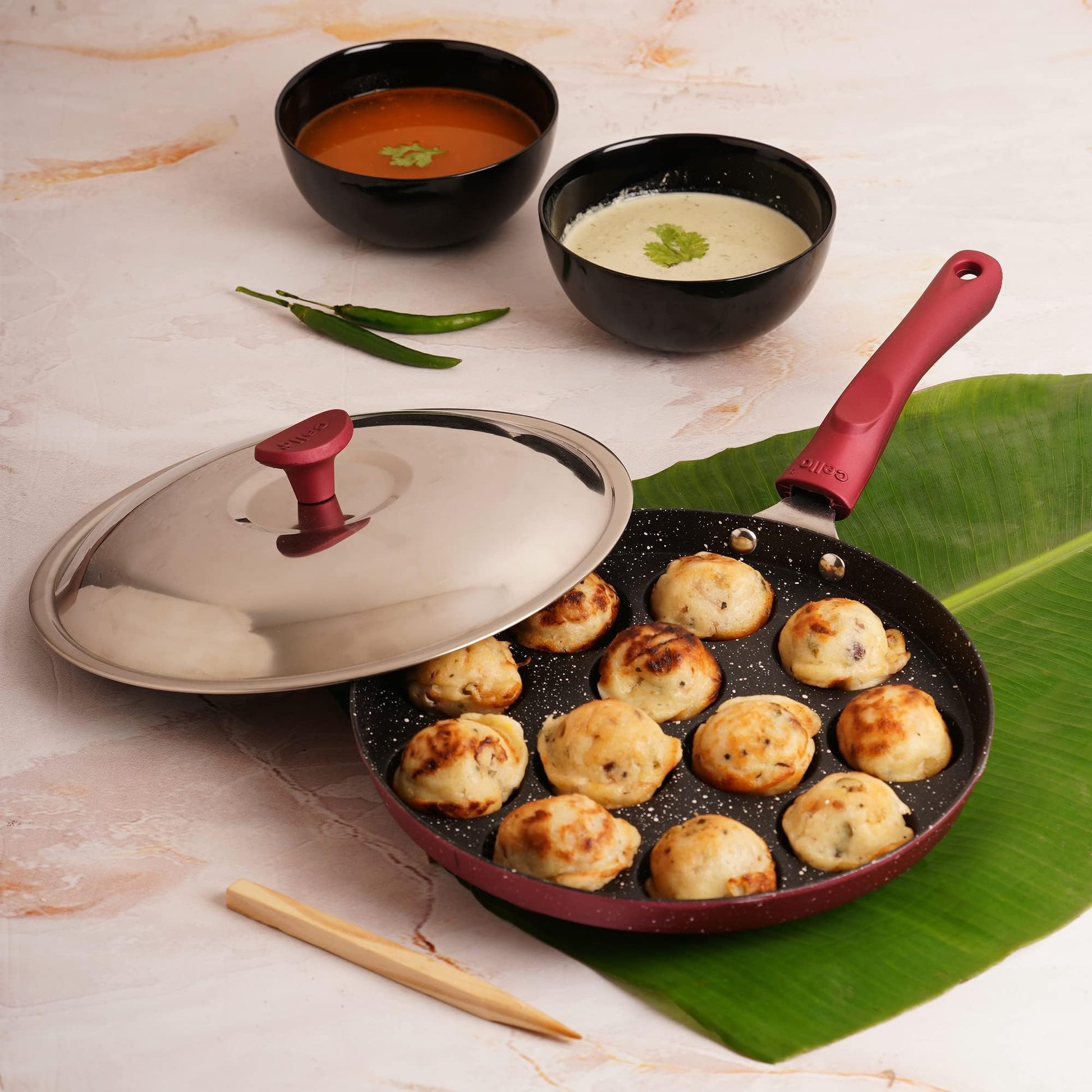 Cello Non-Stick 12 Cavity Grill Appam Patra 2 Side Handle with Stainless Steel Lid | Appam Maker
