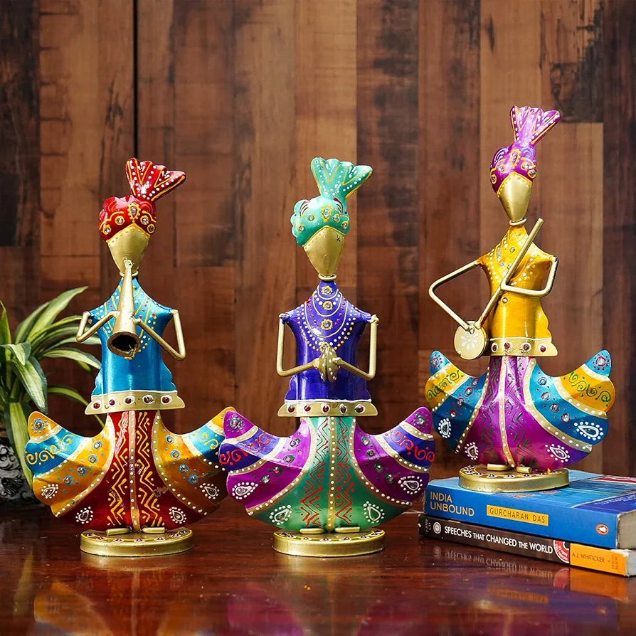 Ekhasa Nostrae Metal Show Pieces Rajasthani Musicians 5
