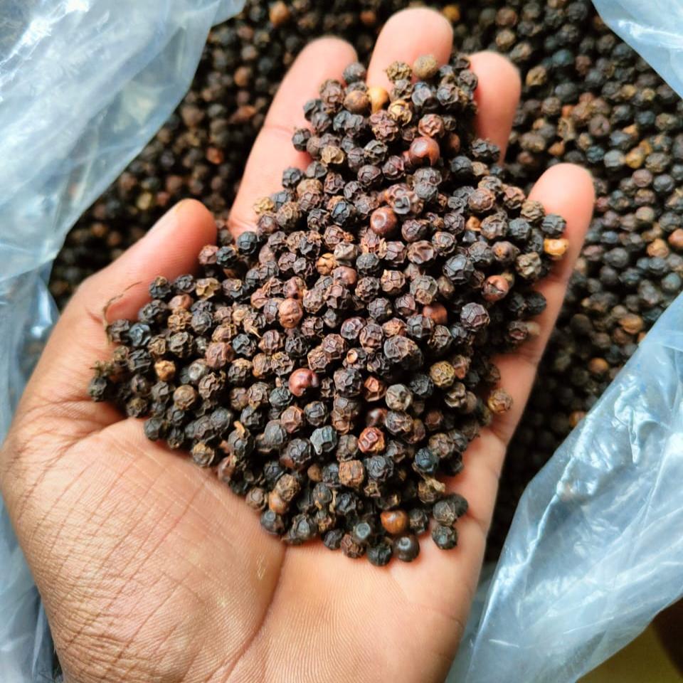 Tellicherry Black Pepper Bold (GI Tagged)