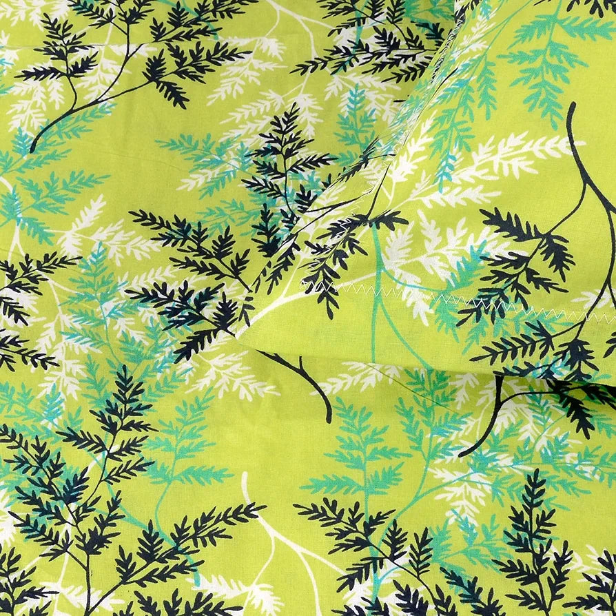Divine Casa 144 TC 100% Cotton Double Bedsheet with 2 Pillow Covers Floral Pattern Colour Lime Breeze