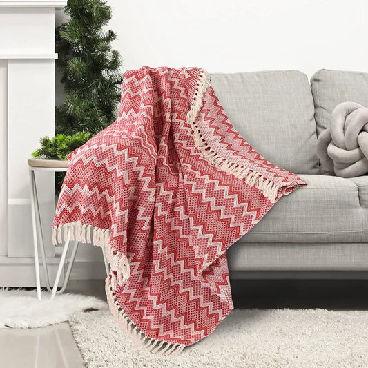 Sashaa World Chevron Blanket Throw Colour Red & White