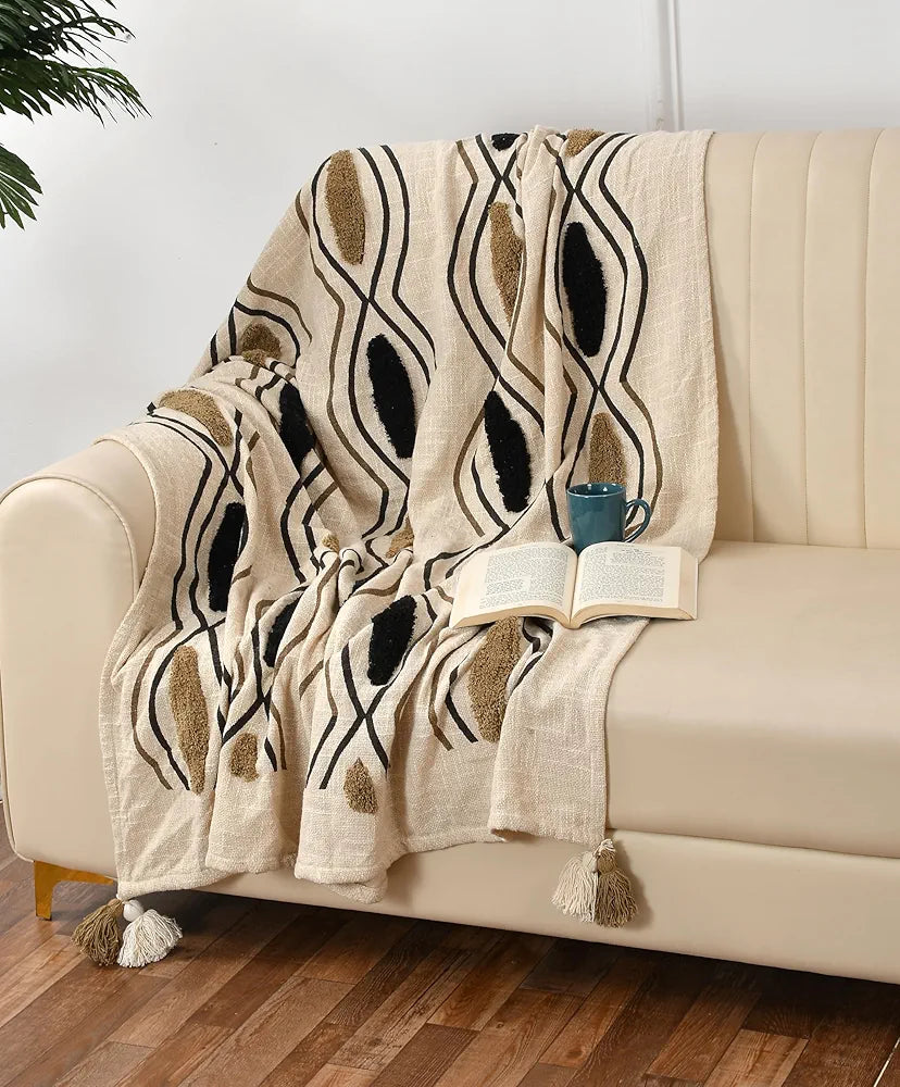 Sashaa World Chic Beige Black Patterned Cotton Throw Colour Beige/Black/Natural