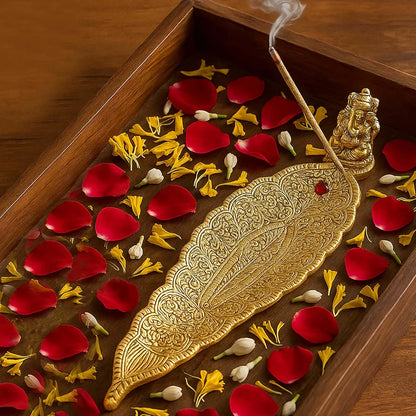 Pure Source India Aluminum Incense Holder & Ash Catcher Agarbatti Stand Featuring Ganesh Figurine Gold