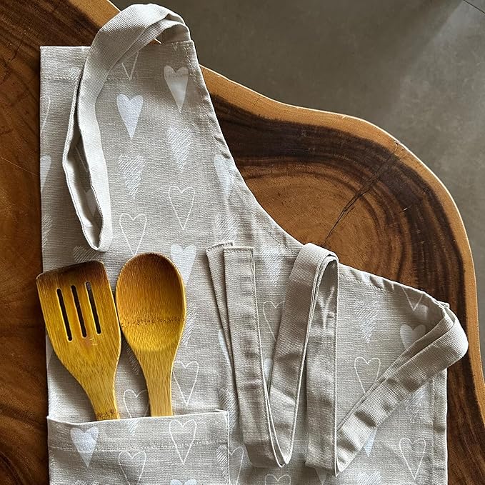 Oak & Lily Kitchen Apron Fully washable with large front pocket Beige and Ivory