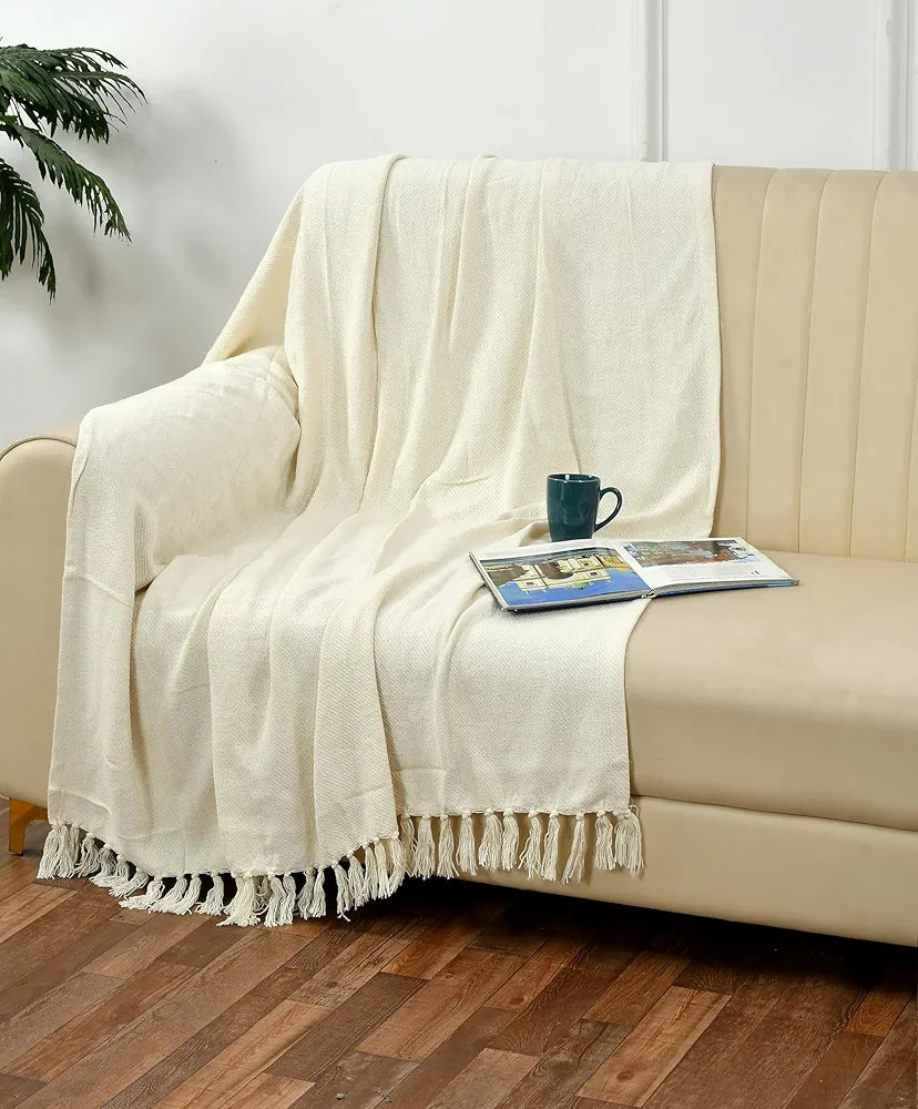Sashaa World Solid White Cotton Throw Colour Cream