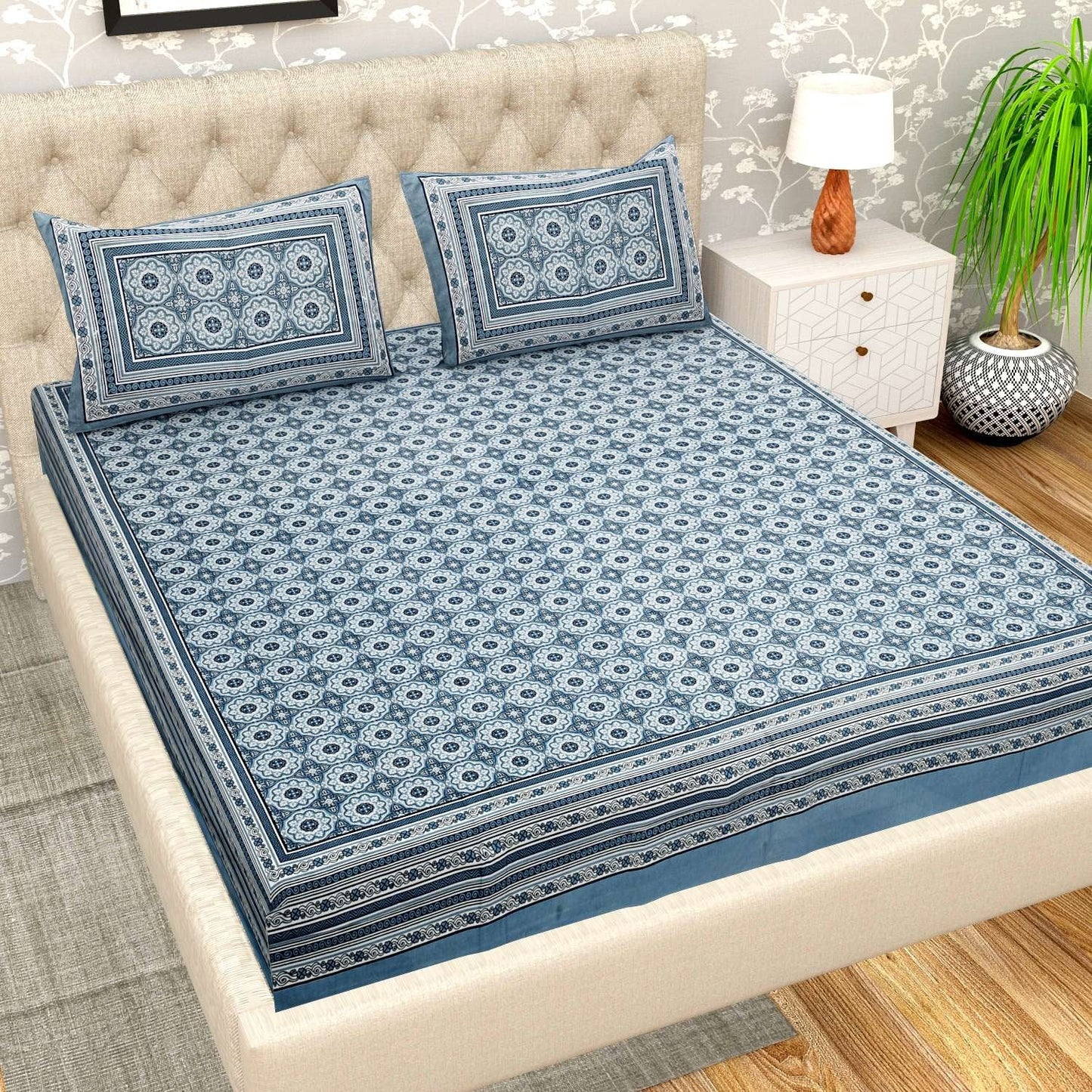 100% Pure Cotton Traditional Printed Bedsheet for Double Bed King Size Bedsheet with 2 Pillow Covers