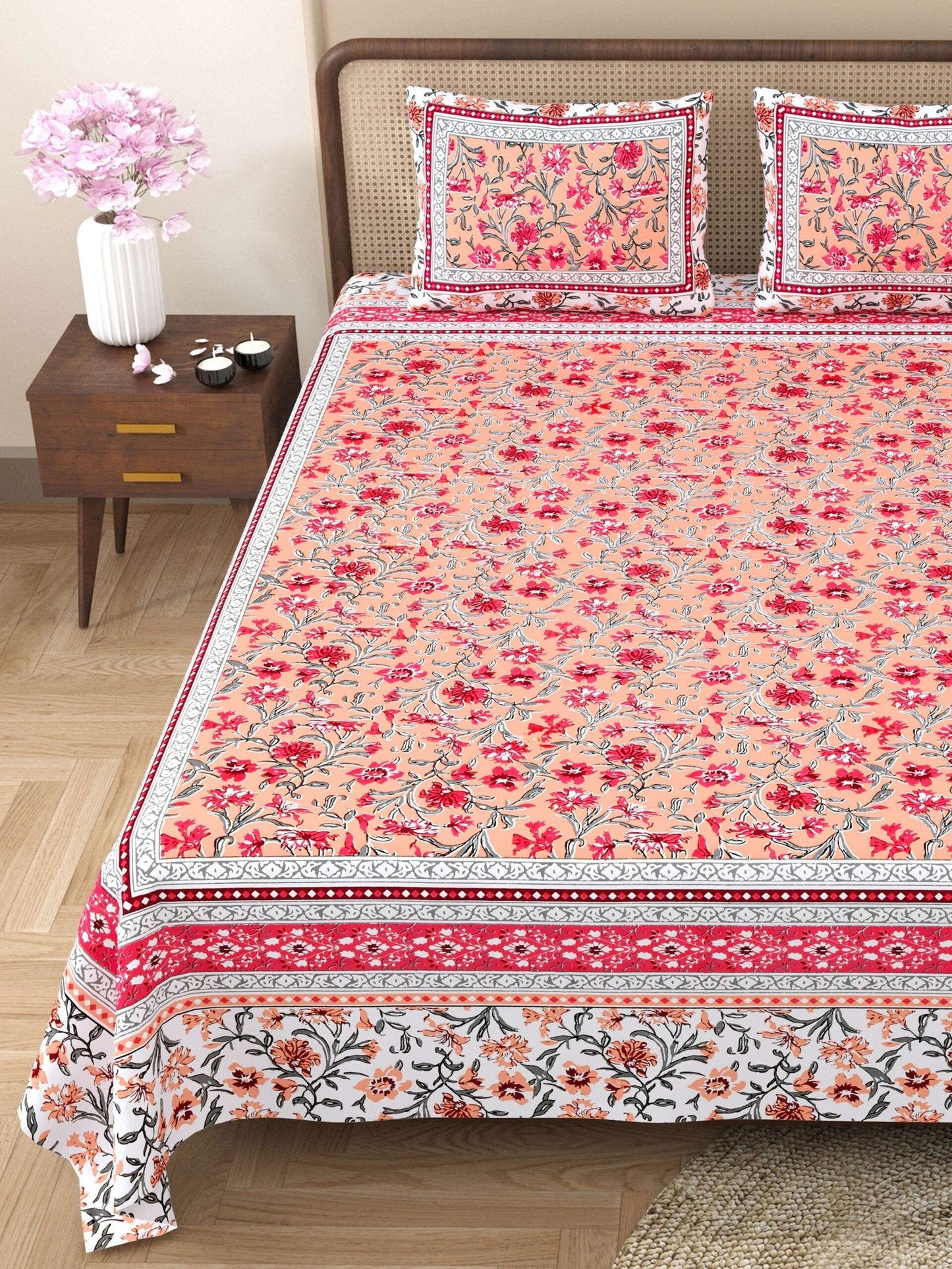 100% Pure Cotton Traditional Printed Bedsheet for Double Bed King Size Bedsheet with 2 Pillow Covers