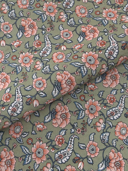 100% Pure Cotton Traditional Printed Bedsheet for Double Bed King Size Bedsheet with 2 Pillow Covers