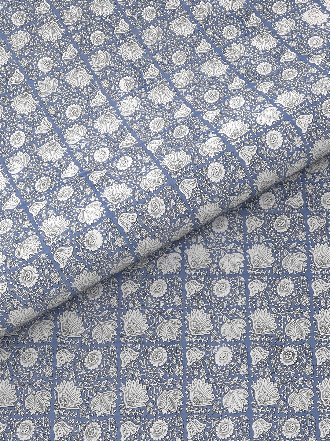 100% Pure Cotton Traditional Printed Bedsheet for Double Bed King Size Bedsheet with 2 Pillow Covers