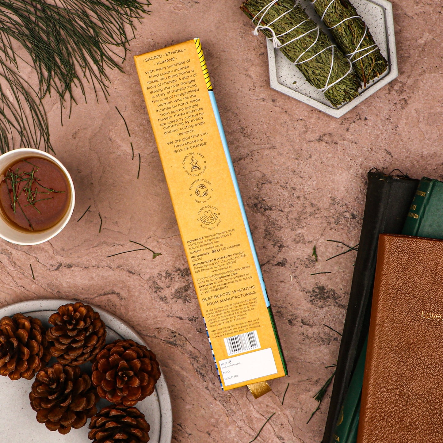 Phool Natural Incense Sticks White Cedar - 40 Sticks