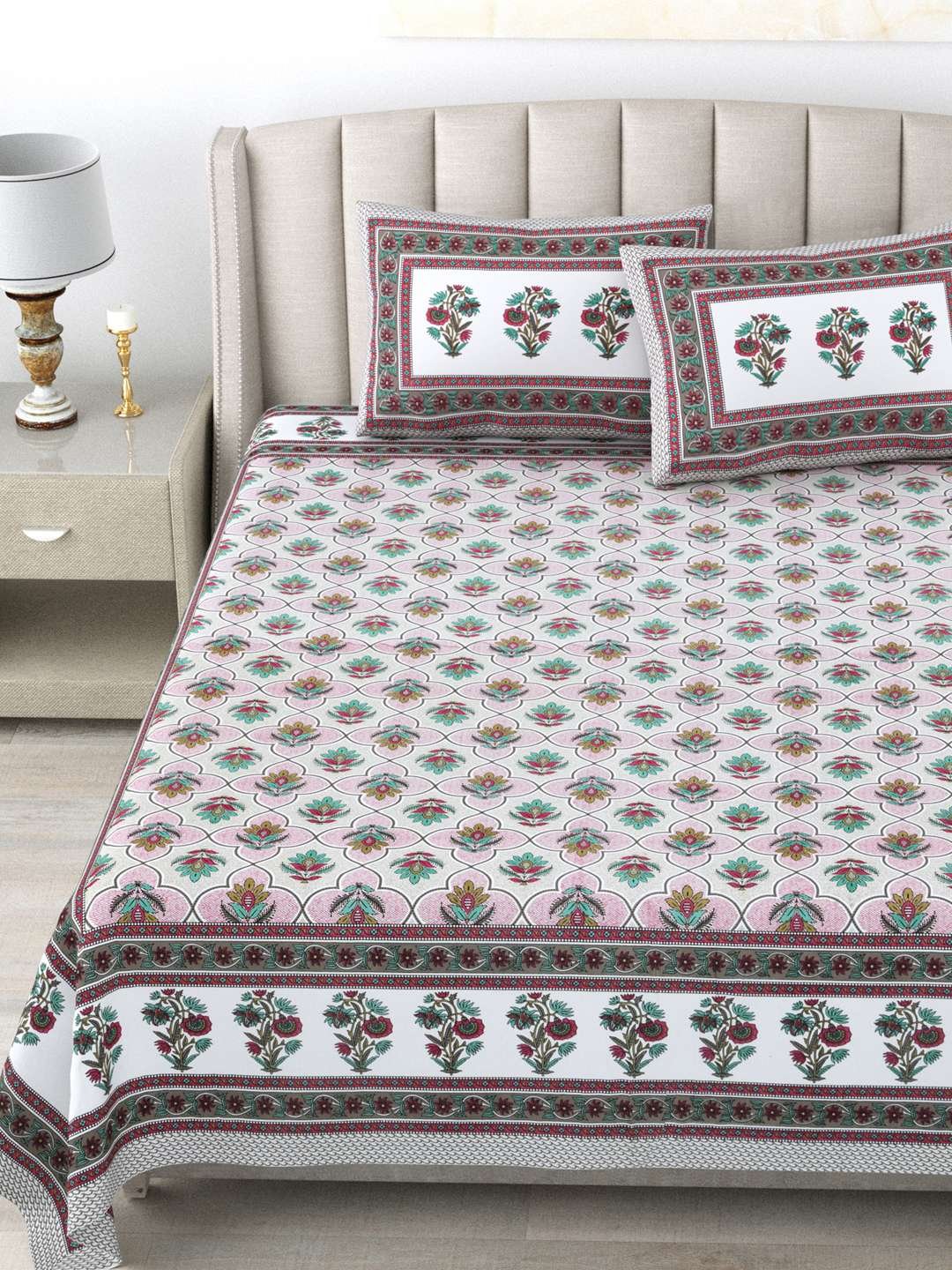 100% Pure Cotton Traditional Printed Bedsheet for Double Bed King Size Bedsheet with 2 Pillow Covers