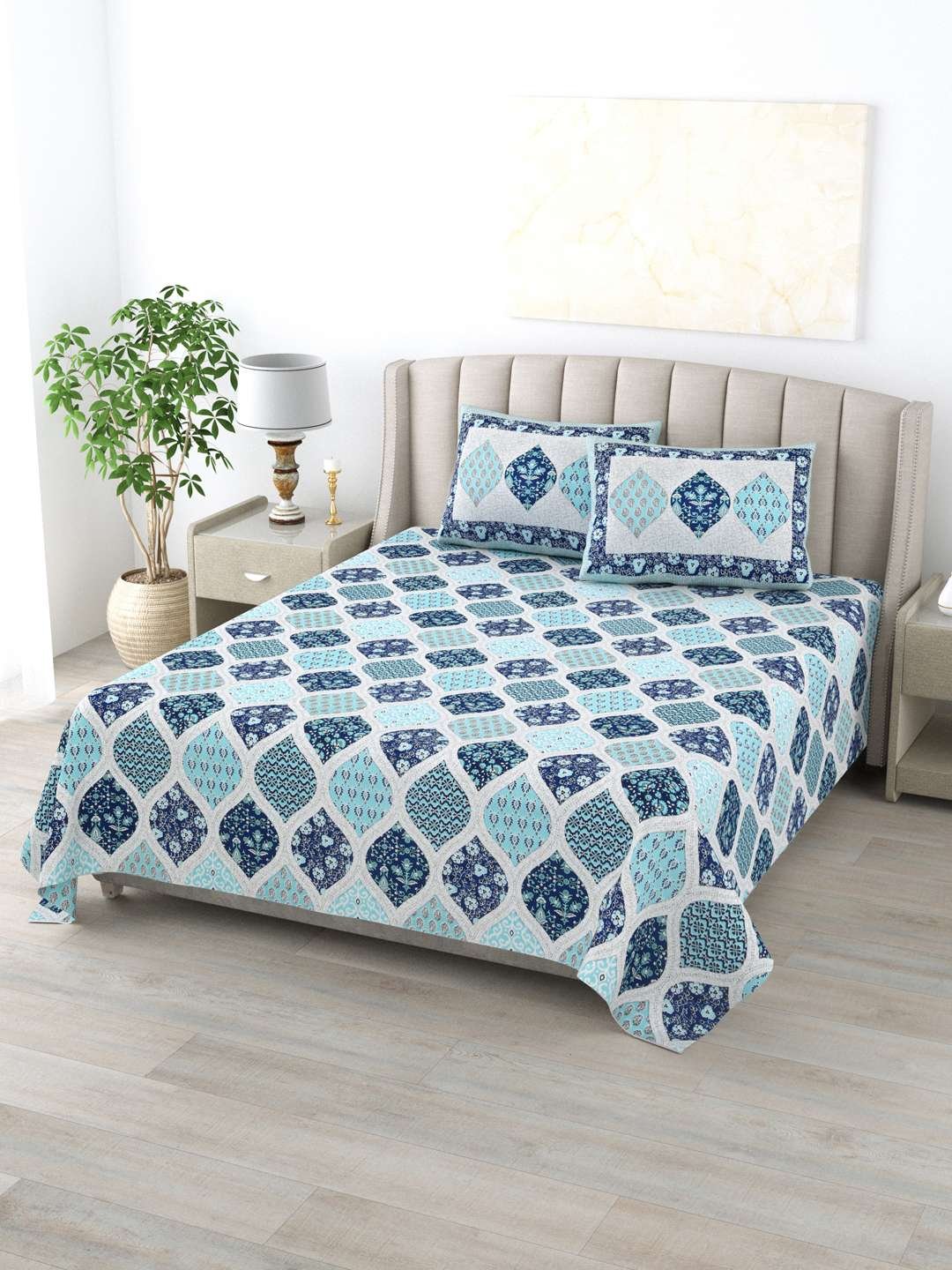 100% Pure Cotton Traditional Printed Bedsheet for Double Bed King Size Bedsheet with 2 Pillow Covers