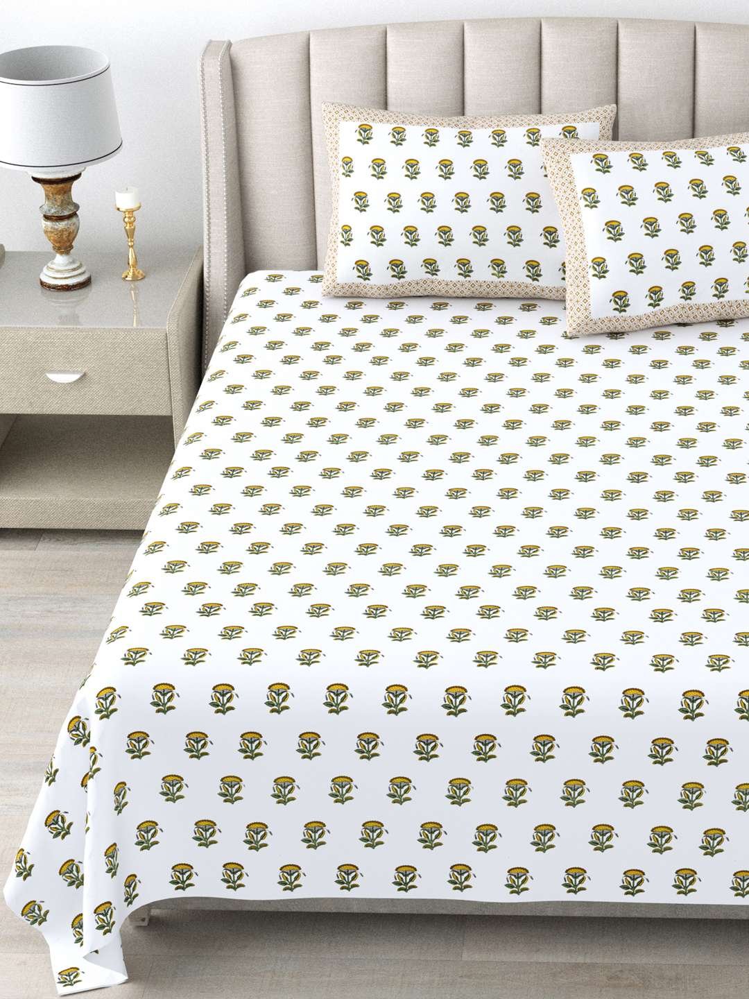 100% Pure Cotton Traditional Printed Bedsheet for Double Bed King Size Bedsheet with 2 Pillow Covers