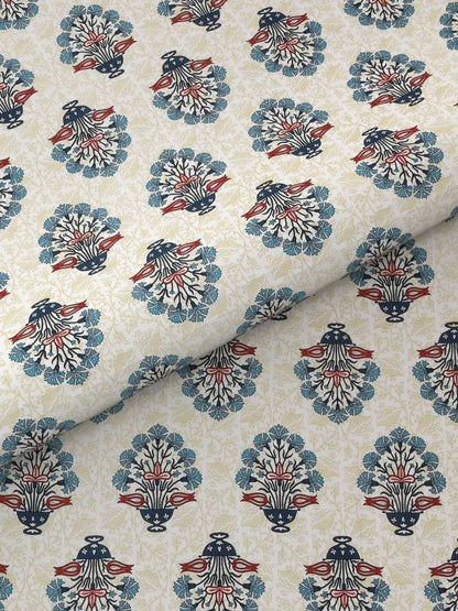 100% Pure Cotton Traditional Printed Bedsheet for Double Bed King Size Bedsheet with 2 Pillow Covers
