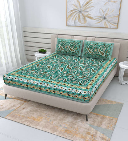 100% Pure Cotton Traditional Printed Bedsheet for Double Bed King Size Bedsheet with 2 Pillow Covers