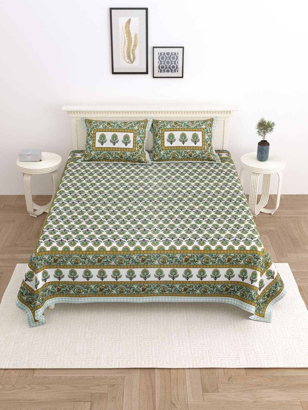 100% Pure Cotton Traditional Printed Bedsheet for Double Bed King Size Bedsheet with 2 Pillow Covers