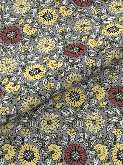 100% Pure Cotton Traditional Printed Bedsheet for Double Bed King Size Bedsheet with 2 Pillow Covers