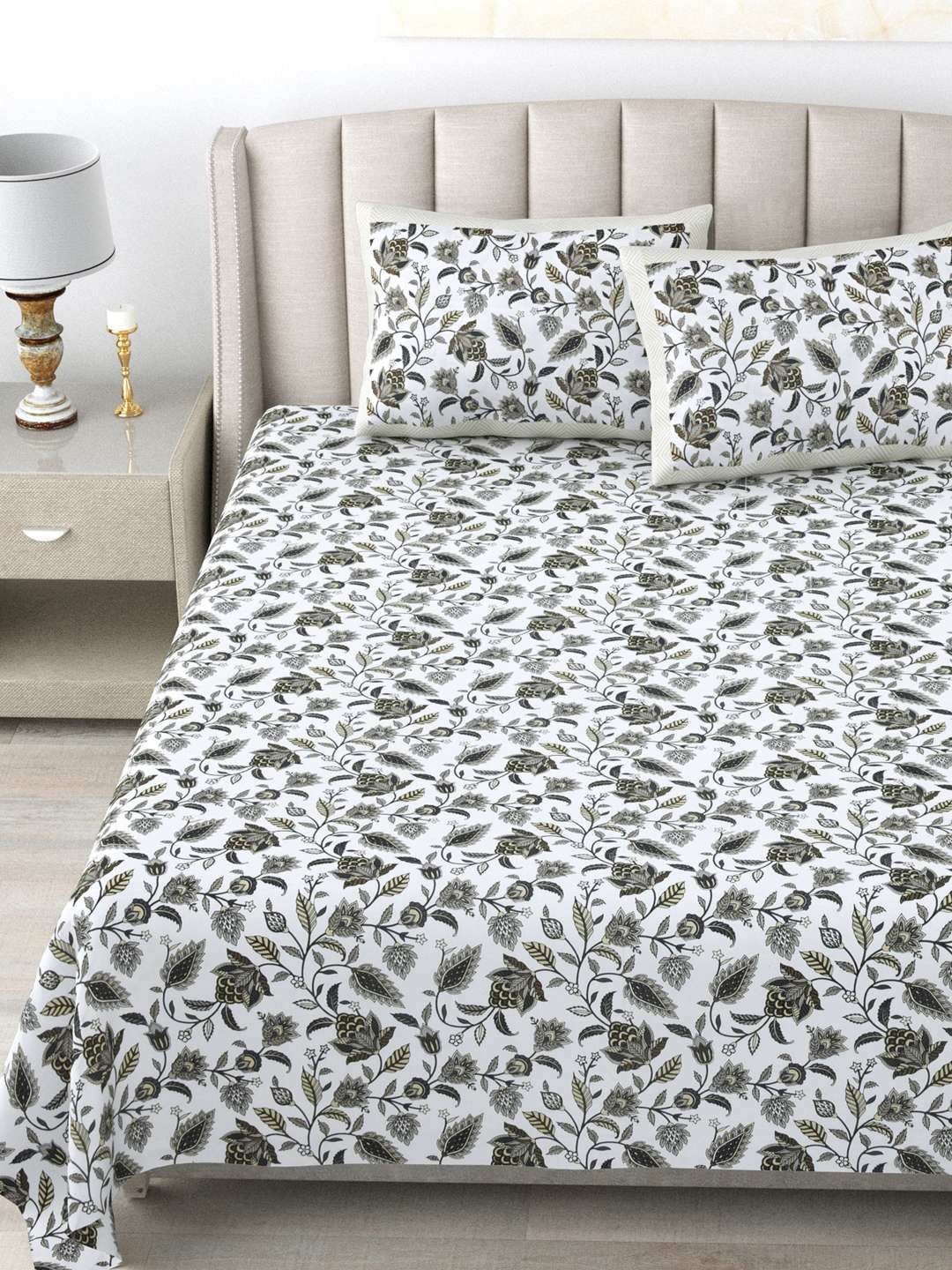 100% Pure Cotton Traditional Printed Bedsheet for Double Bed King Size Bedsheet with 2 Pillow Covers