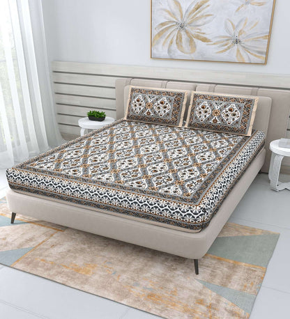 100% Pure Cotton Traditional Printed Bedsheet for Double Bed King Size Bedsheet with 2 Pillow Covers