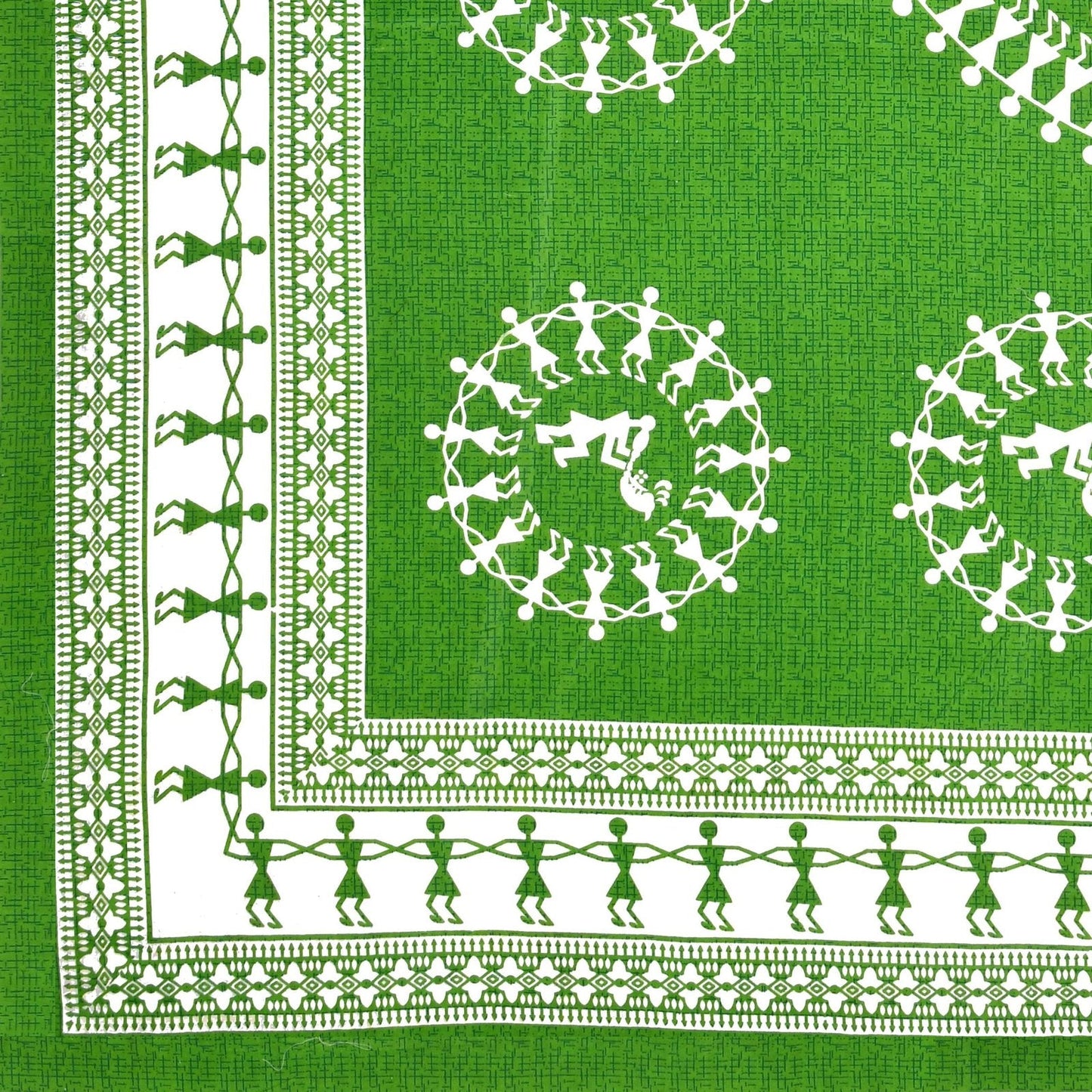 100% Pure Cotton Traditional Printed Bedsheet for Double Bed King Size Bedsheet with 2 Pillow Covers