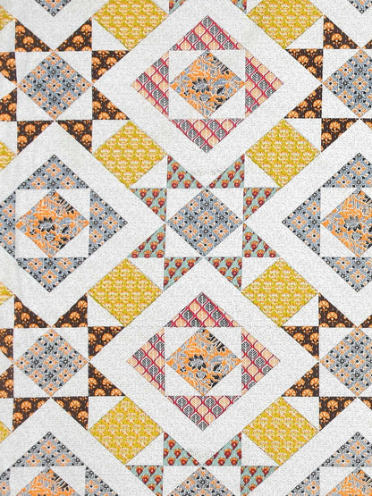 100% Pure Cotton Traditional Printed Bedsheet for Double Bed King Size Bedsheet with 2 Pillow Covers