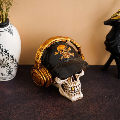 India Resin Craft Statues for Decoration Skull Wearing Headphones Music Bar Decoration Creative Skull.