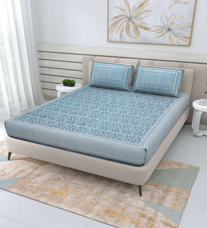100% Pure Cotton Traditional Printed Bedsheet for Double Bed King Size Bedsheet with 2 Pillow Covers