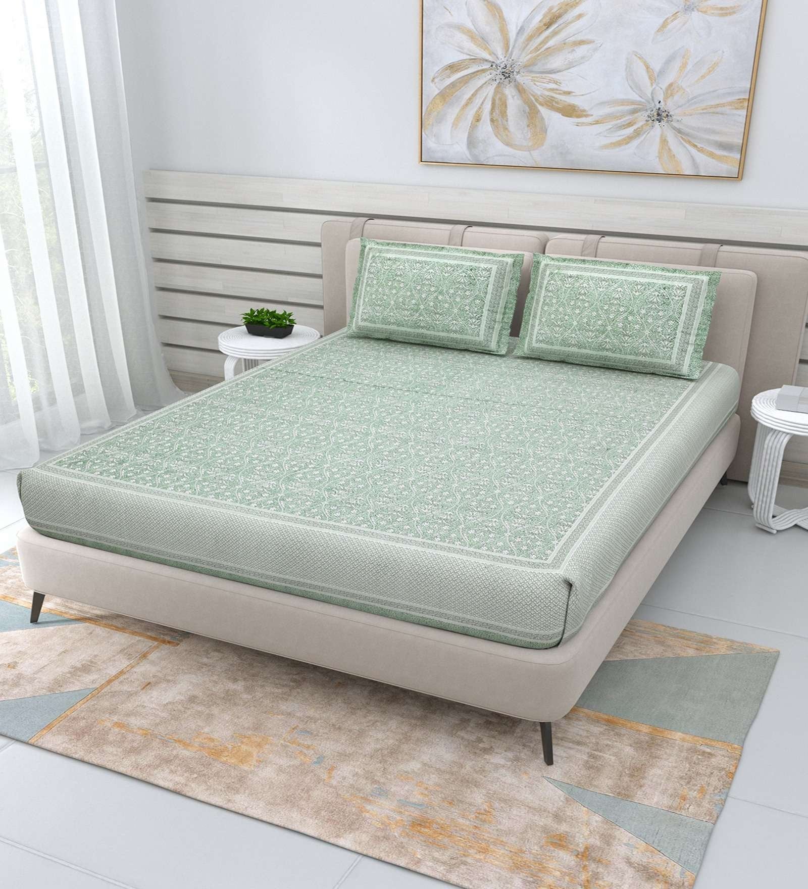 100% Pure Cotton Traditional Printed Bedsheet for Double Bed King Size Bedsheet with 2 Pillow Covers