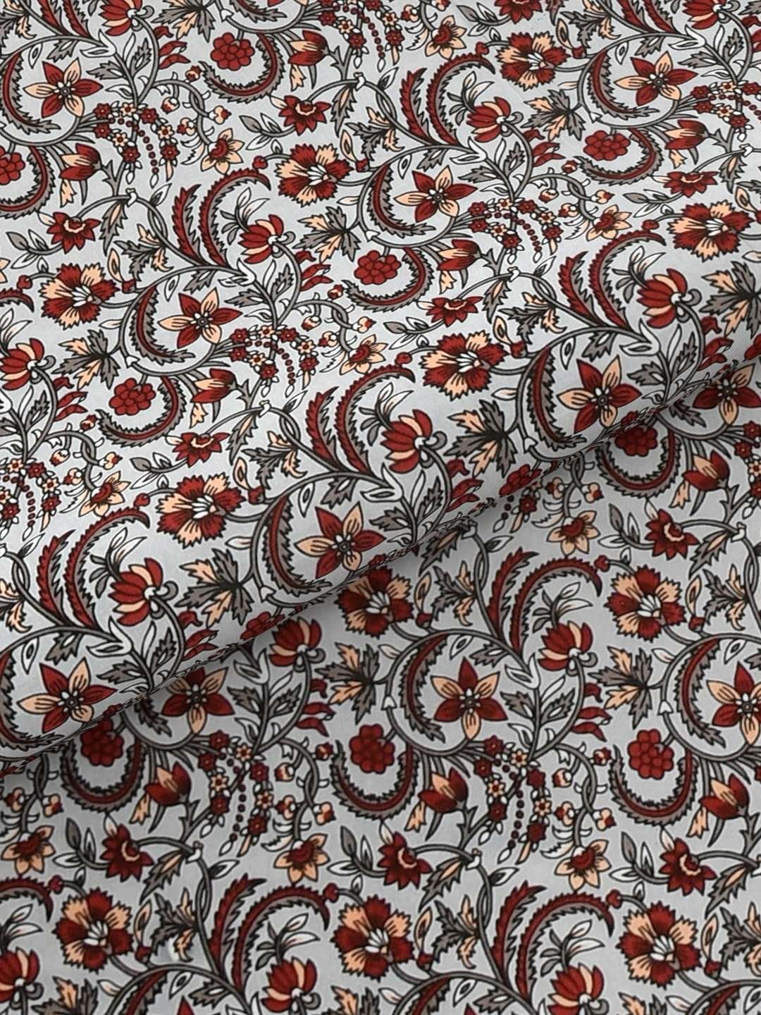 100% Pure Cotton Traditional Printed Bedsheet for Double Bed King Size Bedsheet with 2 Pillow Covers