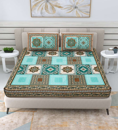100% Pure Cotton Traditional Printed Bedsheet for Double Bed King Size Bedsheet with 2 Pillow Covers