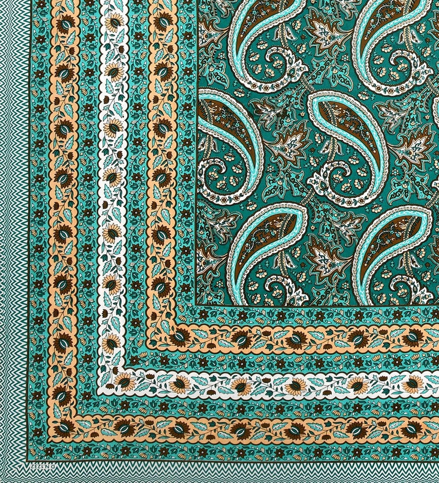 100% Pure Cotton Traditional Printed Bedsheet for Double Bed King Size Bedsheet with 2 Pillow Covers