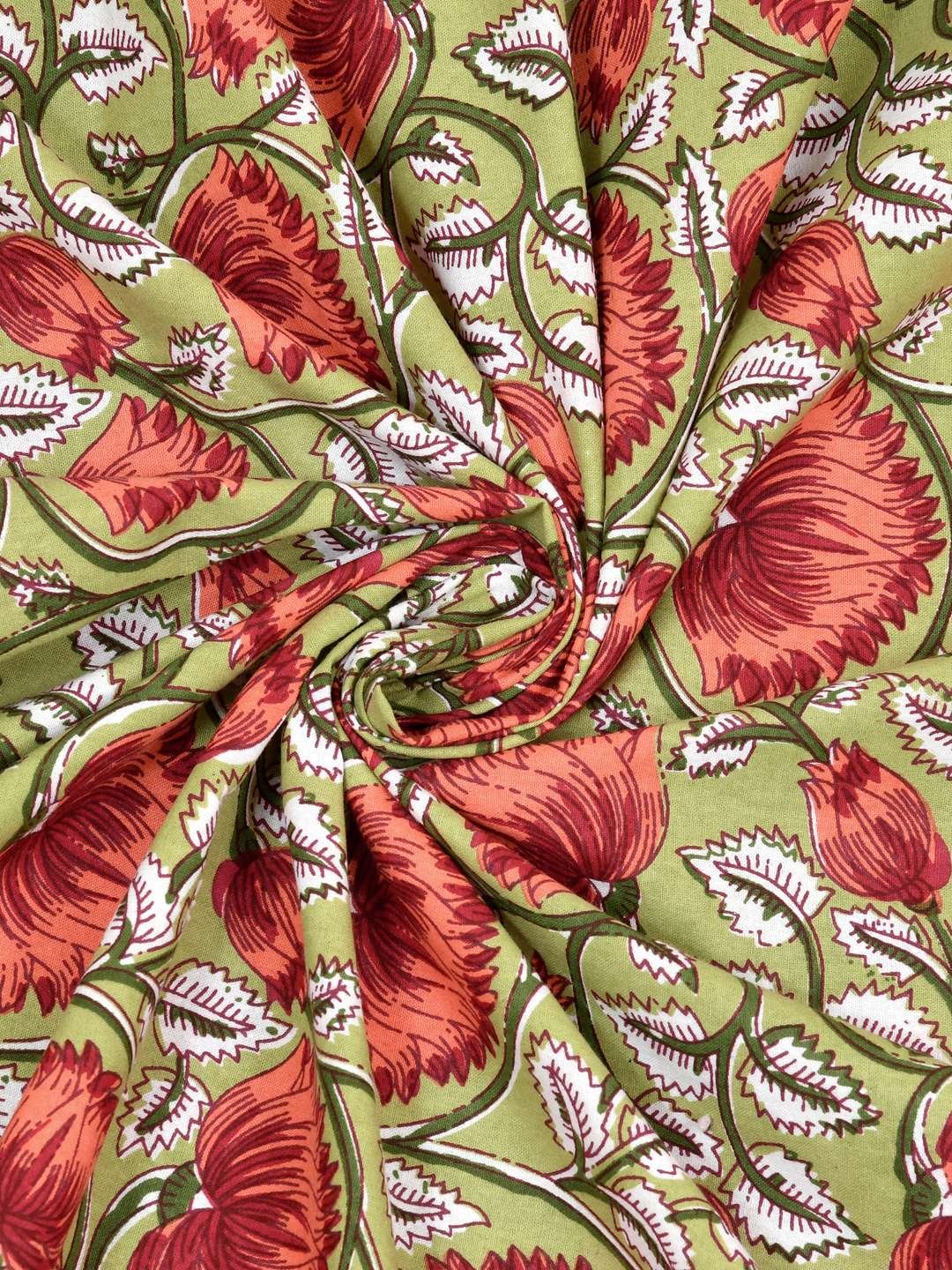 100% Pure Cotton Traditional Printed Bedsheet for Double Bed King Size Bedsheet with 2 Pillow Covers