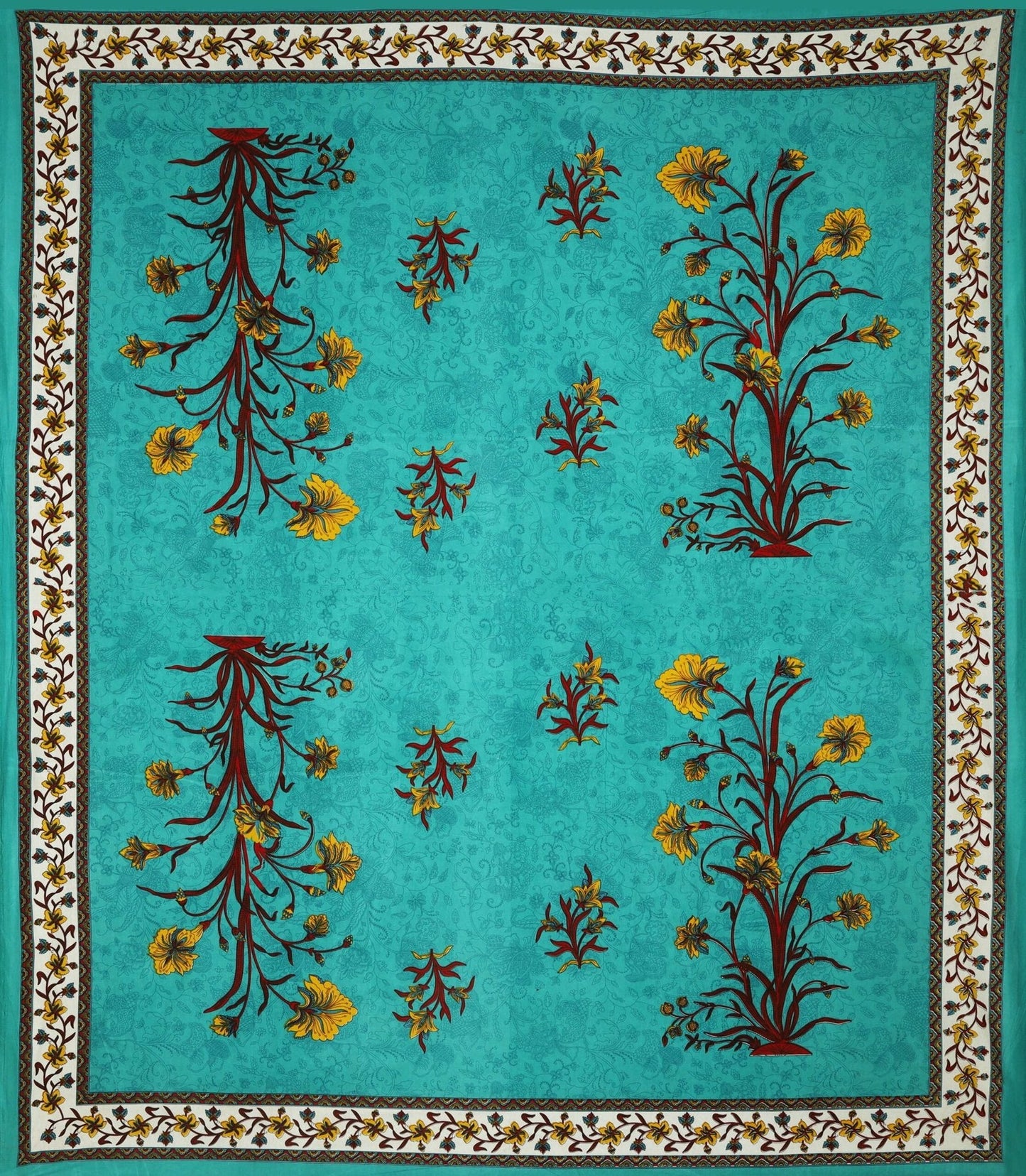 100% Pure Cotton Traditional Printed Bedsheet for Double Bed King Size Bedsheet with 2 Pillow Covers