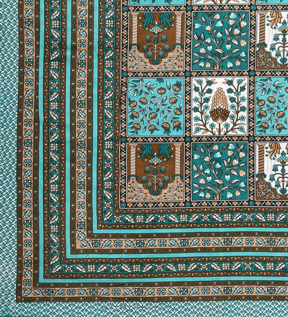 100% Pure Cotton Traditional Printed Bedsheet for Double Bed King Size Bedsheet with 2 Pillow Covers