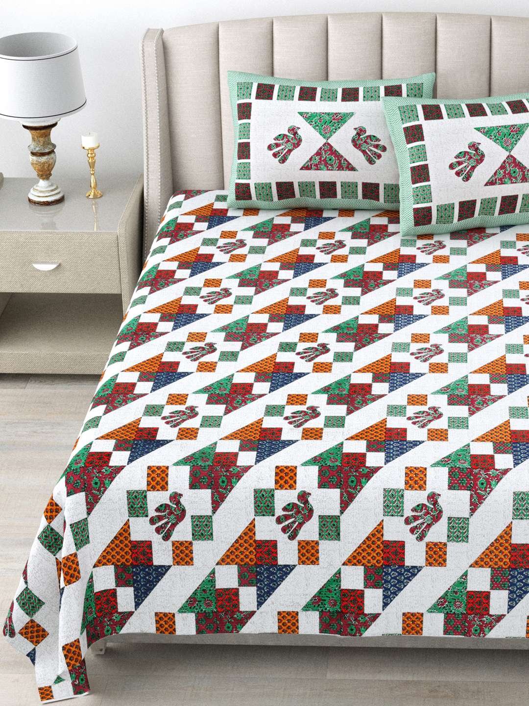 100% Pure Cotton Traditional Printed Bedsheet for Double Bed King Size Bedsheet with 2 Pillow Covers