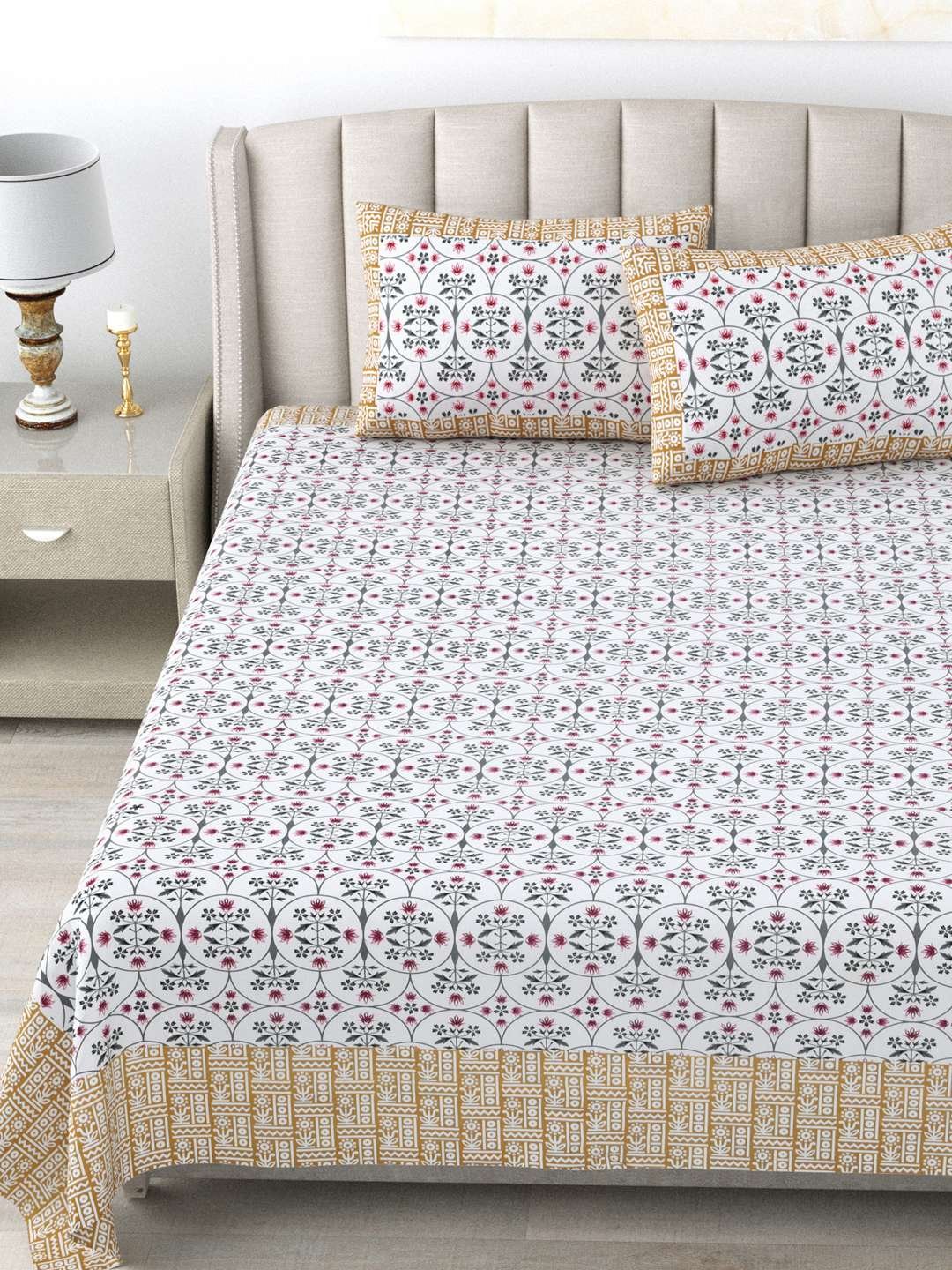 100% Pure Cotton Traditional Printed Bedsheet for Double Bed King Size Bedsheet with 2 Pillow Covers