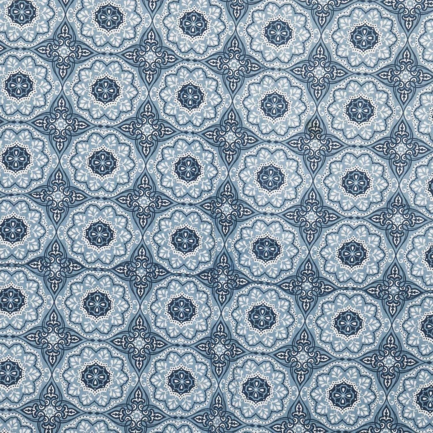 100% Pure Cotton Traditional Printed Bedsheet for Double Bed King Size Bedsheet with 2 Pillow Covers