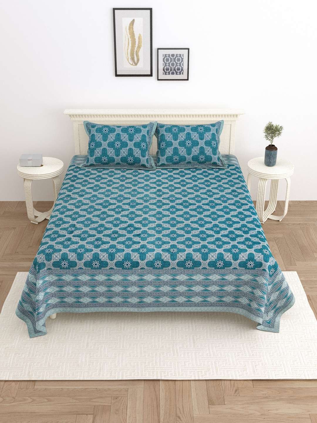 100% Pure Cotton Traditional Printed Bedsheet for Double Bed King Size Bedsheet with 2 Pillow Covers