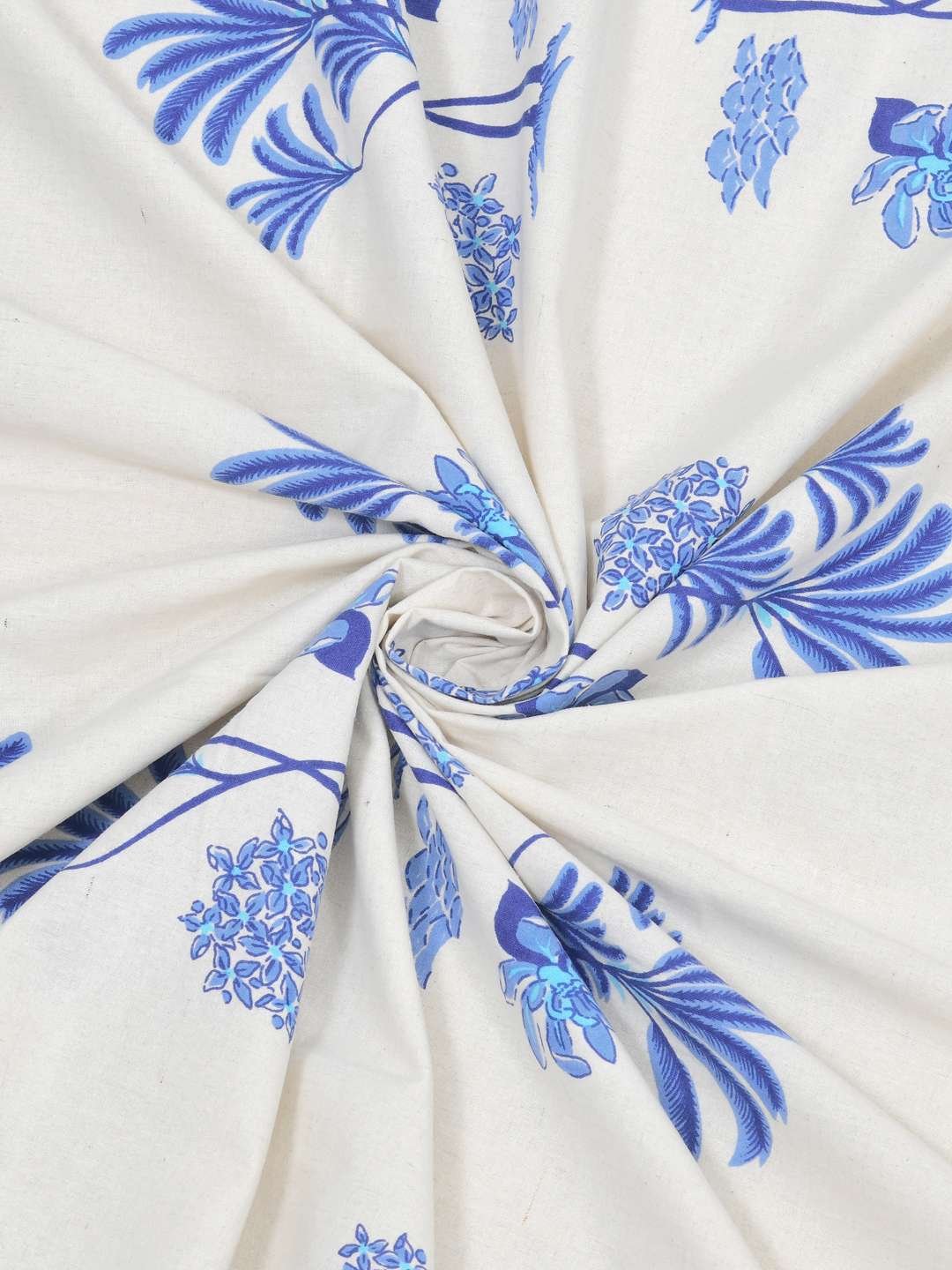 100% Pure Cotton Traditional Printed Bedsheet for Double Bed King Size Bedsheet with 2 Pillow Covers
