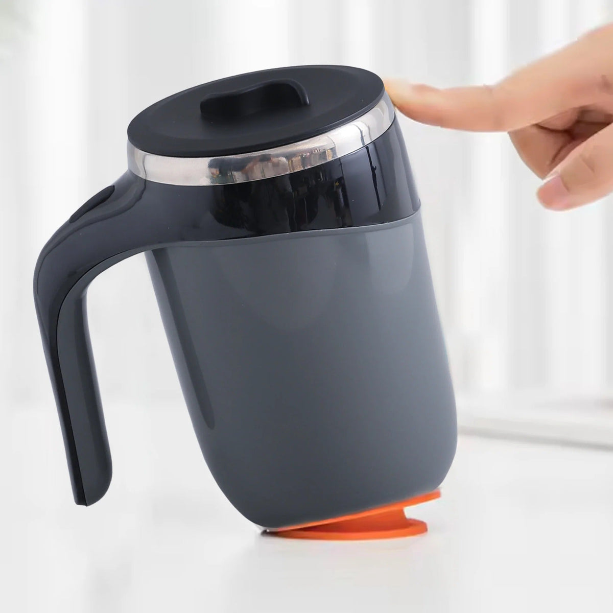 UMAI Anti-Fall Coffee Travel Mug with Suction Bottom | 500ml | Stainless Steel | Black