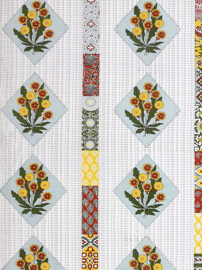 100% Pure Cotton Traditional Printed Bedsheet for Double Bed King Size Bedsheet with 2 Pillow Covers