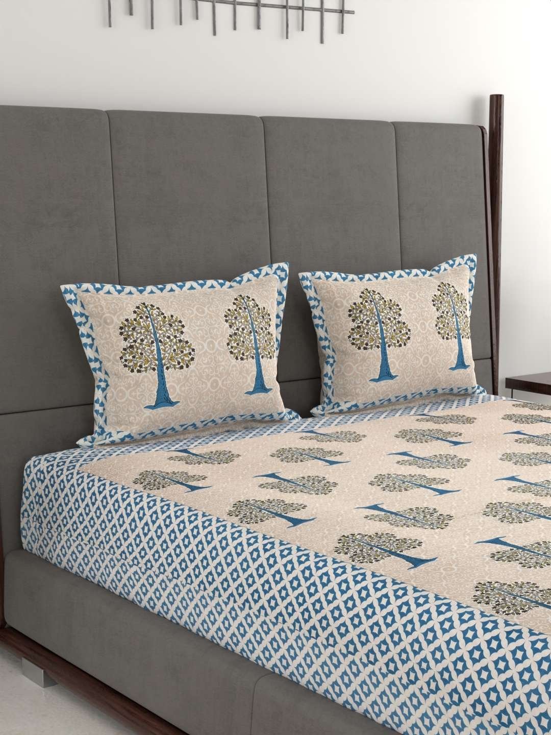 100% Pure Cotton Traditional Printed Bedsheet for Double Bed King Size Bedsheet with 2 Pillow Covers