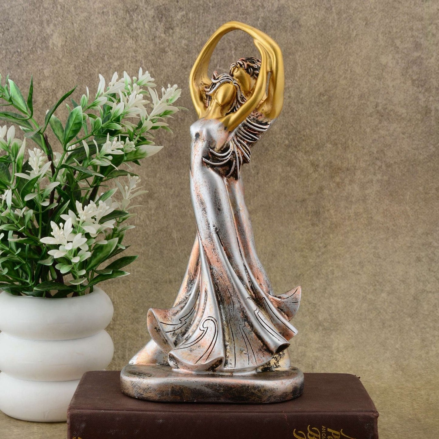 GREAT Valentine’s Day Gift For Girl & Boys symbolizes true love, Romantic Gift Showpieces golden silver