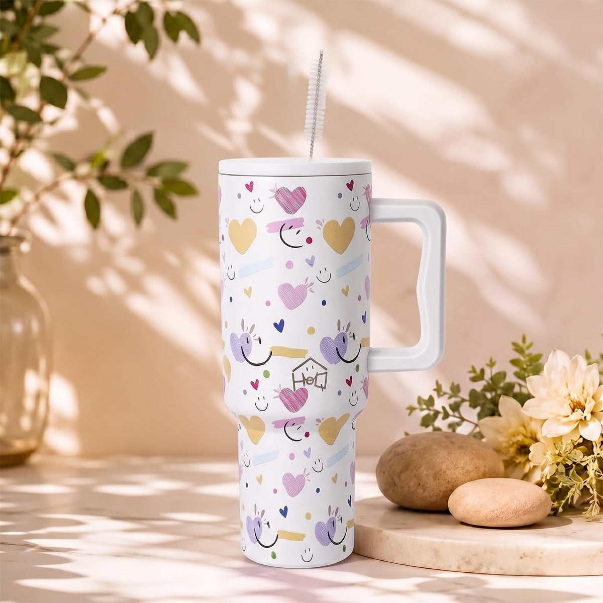 House of Quirk 1200ML Stainless Steel Tumbler with Handle & Lid - White Heart