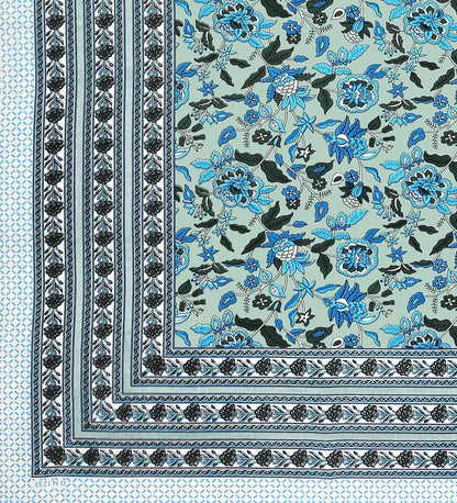 100% Pure Cotton Traditional Printed Bedsheet for Double Bed King Size Bedsheet with 2 Pillow Covers