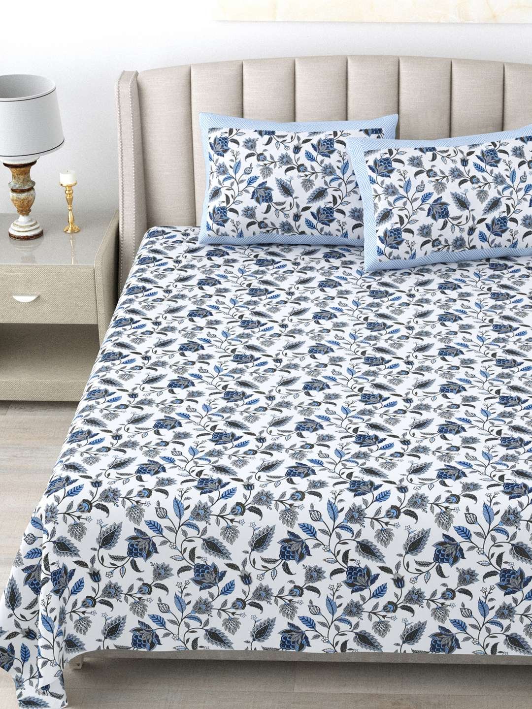 100% Pure Cotton Traditional Printed Bedsheet for Double Bed King Size Bedsheet with 2 Pillow Covers
