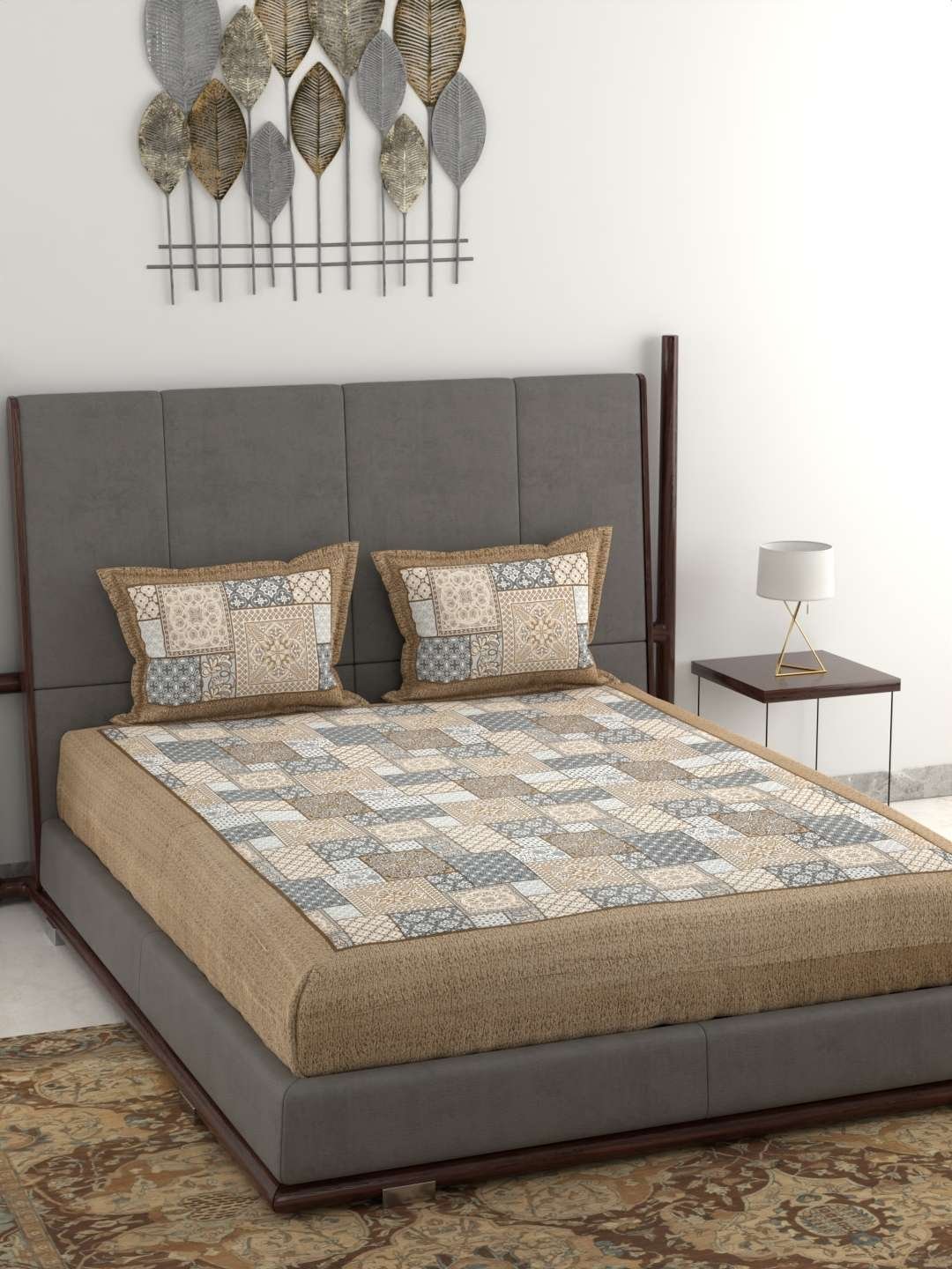 100% Pure Cotton Traditional Printed Bedsheet for Double Bed King Size Bedsheet with 2 Pillow Covers