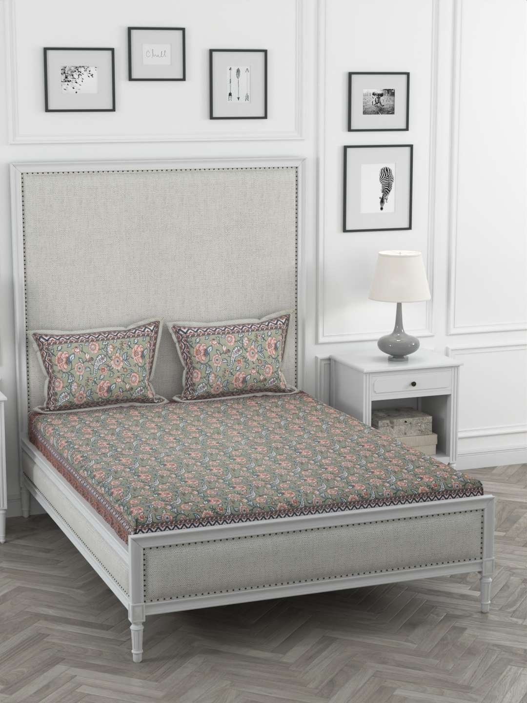 100% Pure Cotton Traditional Printed Bedsheet for Double Bed King Size Bedsheet with 2 Pillow Covers