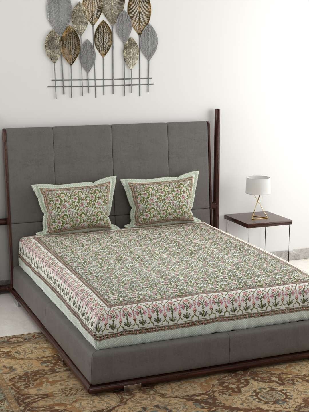 100% Pure Cotton Traditional Printed Bedsheet for Double Bed King Size Bedsheet with 2 Pillow Covers